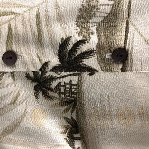 Go Barefoot Aloha Hawaiian Tiki Shirt Beige Dark Green Palm Trees Medium - Picture 7 of 10